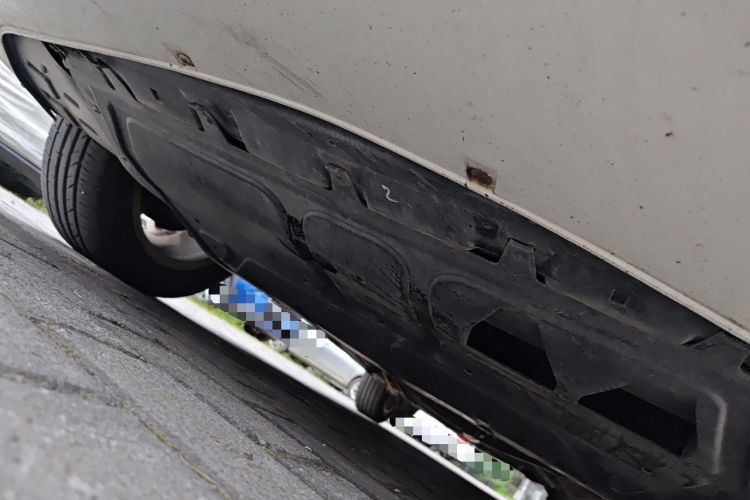 Used Volkswagen Bora 2013 1.6L Automatic Luxury Model Chassis Front Left