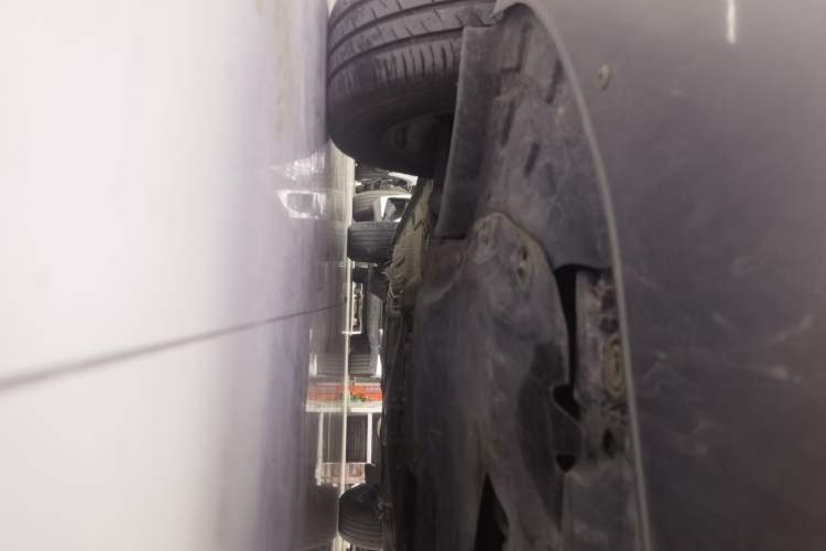 Used Volkswagen Bora 2013 1.6L Automatic Fashion Model Chassis Front Left