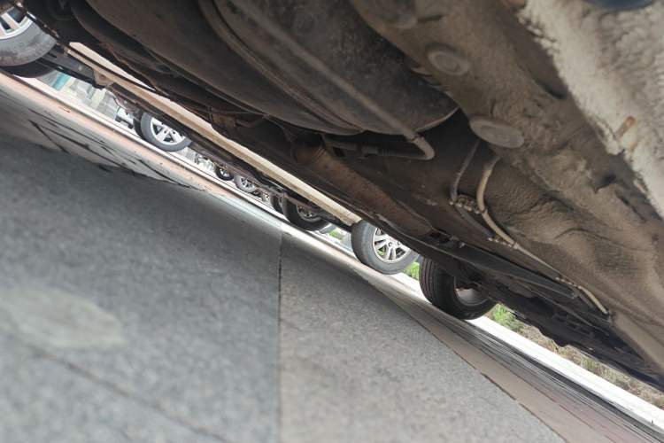 Used Volkswagen Bora 2013 1.4T Manual Comfort Model Chassis Rear Right
