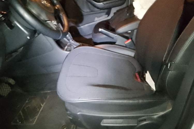 Used Volkswagen Bora 2013 1.6L Automatic Comfort Model Driver Seat