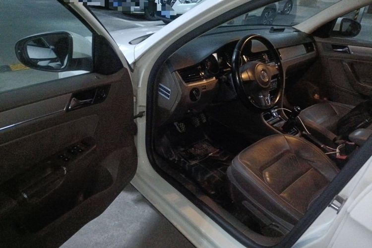 Used Volkswagen Bora 2013 1.6L Manual Comfort Model Driver Seat