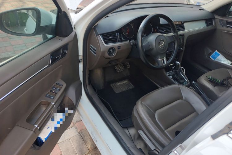 Used Volkswagen Bora 2013 1.6L Automatic Comfort Model Driver Seat