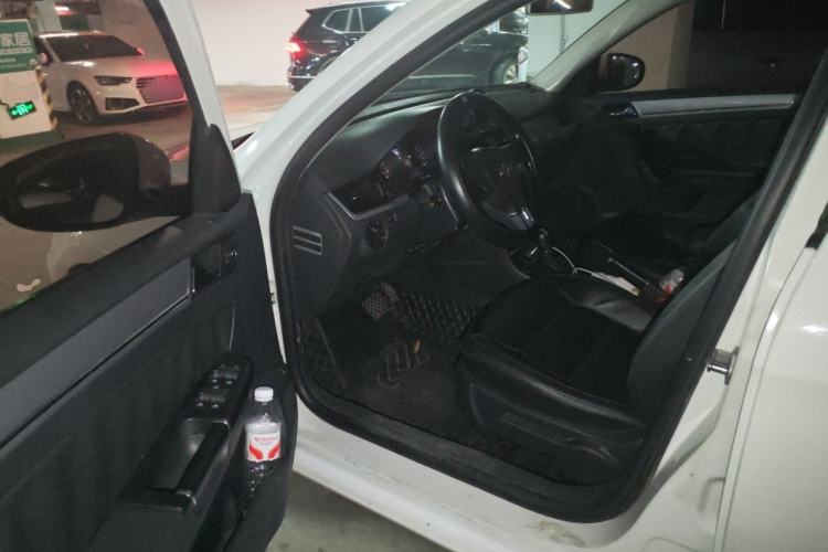 Used Volkswagen Bora 2013 1.6L Automatic Comfort Model Driver Seat