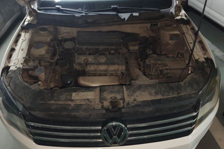 Used Volkswagen Bora 2013 1.6L Manual Comfort Model Engine Bay