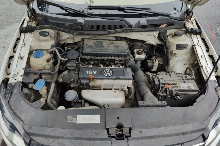 Used Volkswagen Bora 2013 1.6L Automatic Comfort Model Engine Bay
