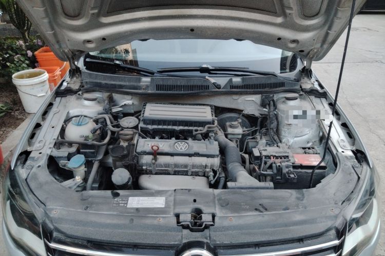 Used Volkswagen Bora 2013 1.6L Manual Comfort Model Engine Bay