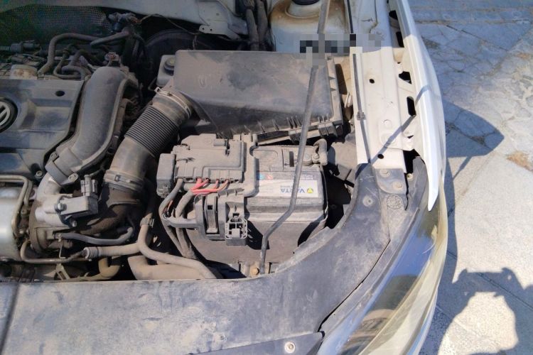 Used Volkswagen Bora 2013 1.4T Automatic Luxury Model Engine Bay Left