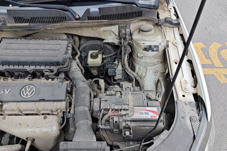 Used Volkswagen Bora 2013 1.6L Manual Comfort Model Engine Bay Left