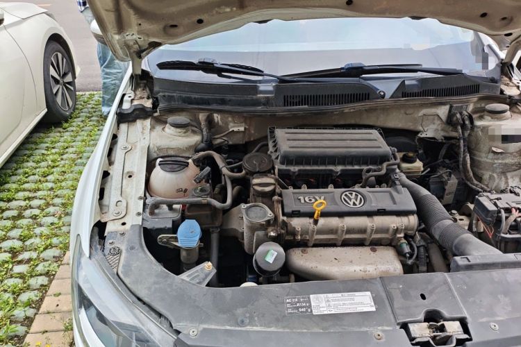 Used Volkswagen Bora 2013 1.6L Manual Comfort Model Engine Bay Right