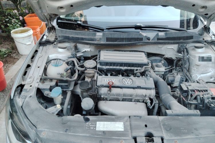 Used Volkswagen Bora 2013 1.6L Manual Comfort Model Engine Bay Right