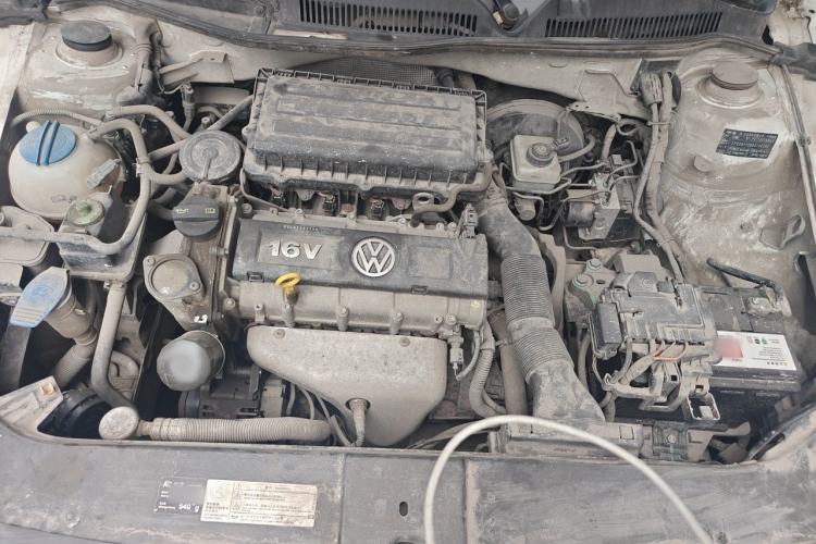 Used Volkswagen Bora 2013 1.6L Manual Comfort Model Engine Bay