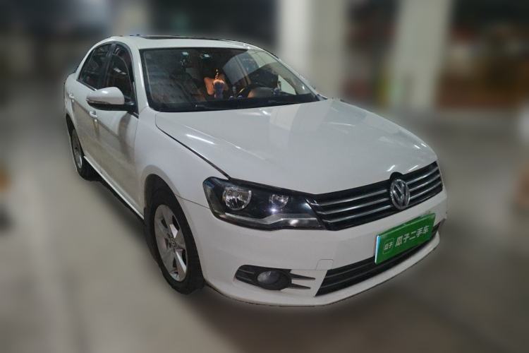 Used Volkswagen Bora 2013 1.6L Automatic Comfort Model Front Right 45 Deg