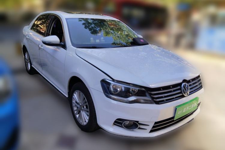 Used Volkswagen Bora 2013 1.4T Automatic Luxury Model Front Right 45 Deg