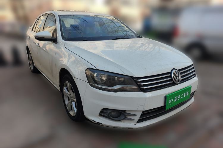 Used Volkswagen Bora 2013 1.6L Automatic Comfort Model Front Right 45 Deg