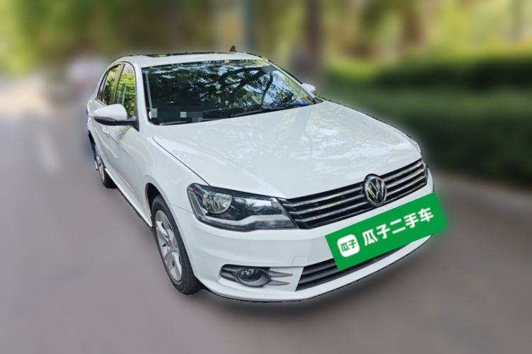 Used Volkswagen Bora 2013 1.6L Automatic Comfort Model Front Right 45 Deg