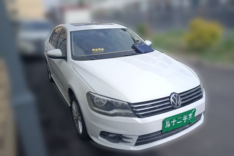 Used Volkswagen Bora 2013 1.4T Automatic Luxury Model Front Right 45 Deg