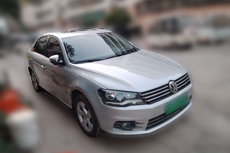 Used Volkswagen Bora 2013 1.6L Manual Comfort Model Front Right 45 Deg