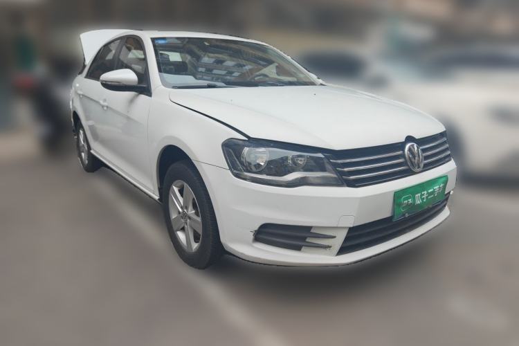 Used Volkswagen Bora 2013 1.6L Manual Fashion Edition Front Right 45 Deg