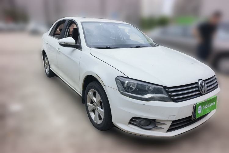 Used Volkswagen Bora 2013 1.6L Manual Comfort Model Front Right 45 Deg