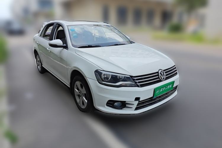 Used Volkswagen Bora 2013 1.6L Manual Comfort Model Front Right 45 Deg