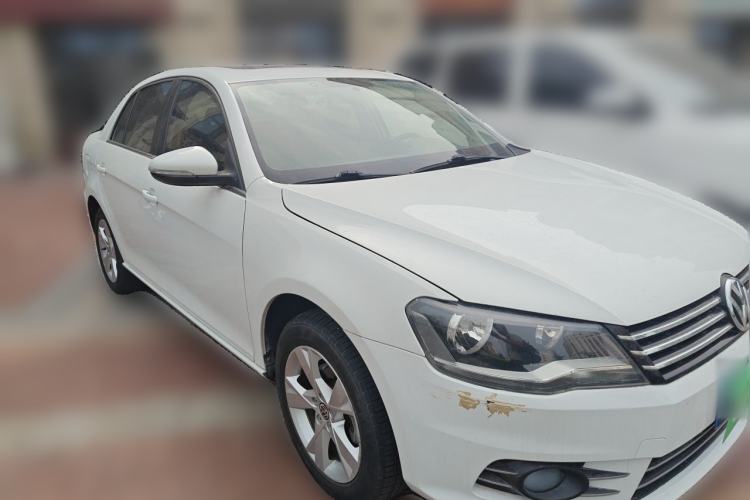 Used Volkswagen Bora 2013 1.4T Manual Comfort Model Front Right 45 Deg
