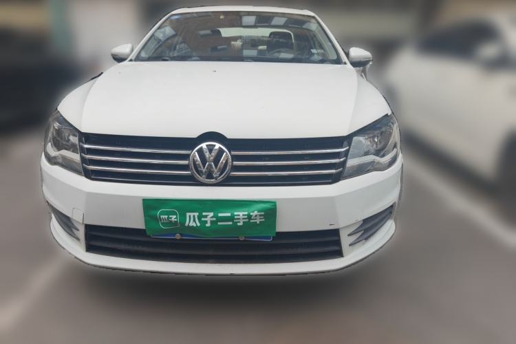 Used Volkswagen Bora 2013 1.6L Manual Fashion Edition Front