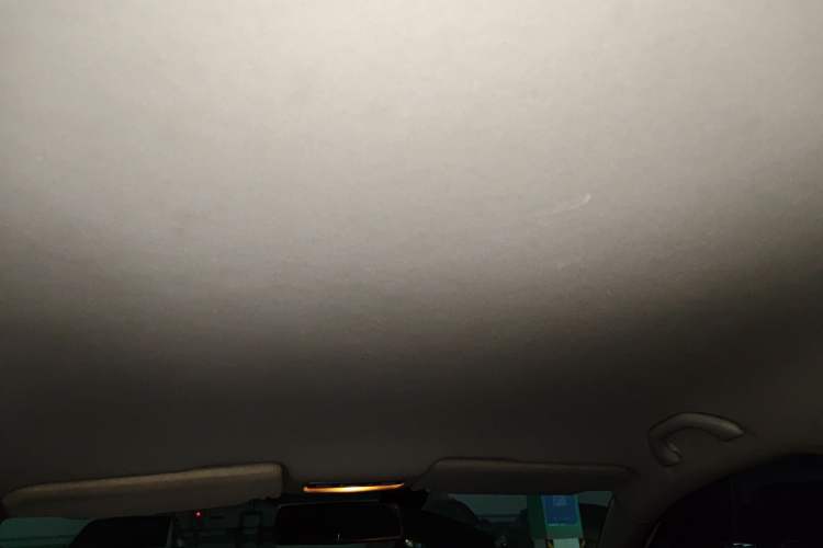Used Volkswagen Bora 2013 1.6L Automatic Fashion Model Headliner