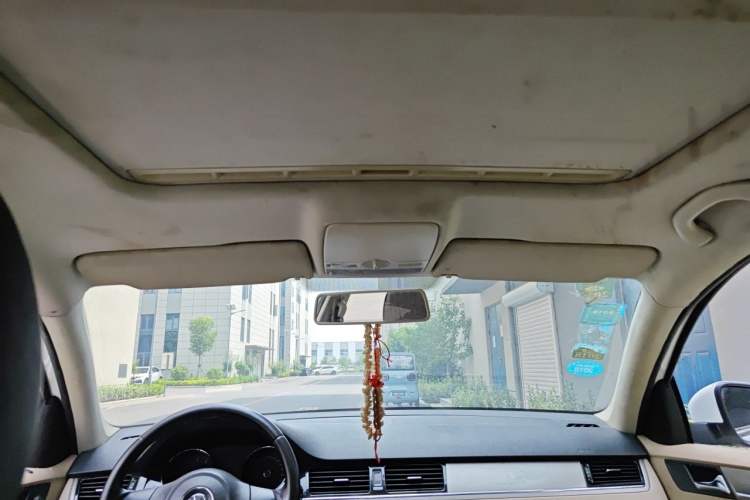 Used Volkswagen Bora 2013 1.6L Manual Comfort Model Headliner