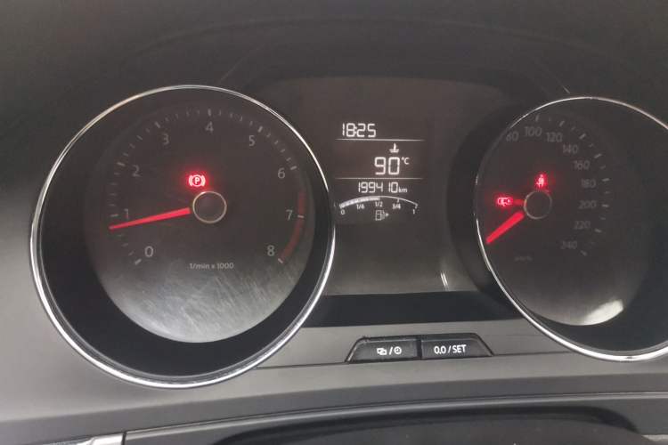 Used Volkswagen Bora 2013 1.6L Manual Fashion Edition Instrument Cluster
