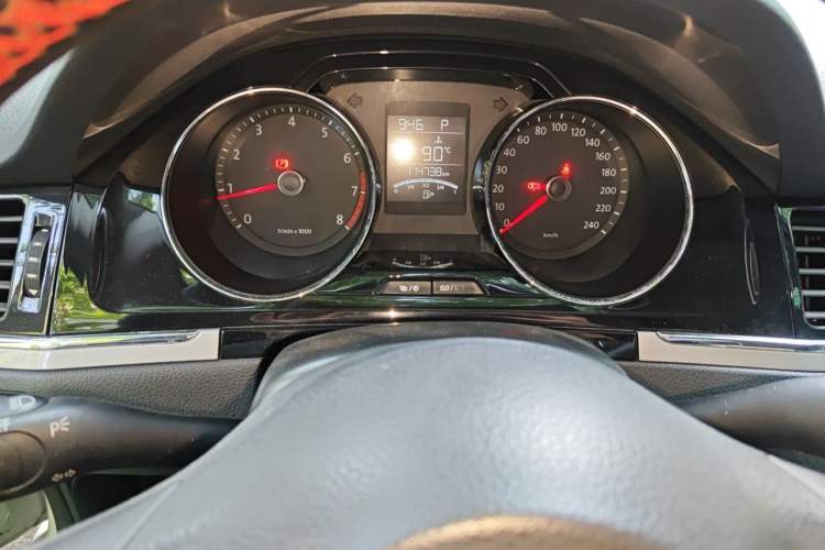 Used Volkswagen Bora 2013 1.6L Automatic Comfort Model Instrument Cluster