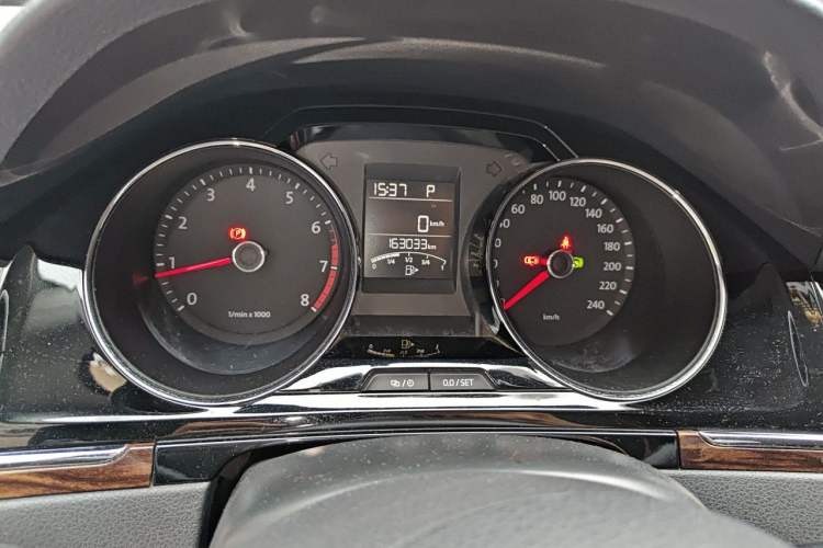 Used Volkswagen Bora 2013 1.6L Automatic Luxury Model Instrument Cluster
