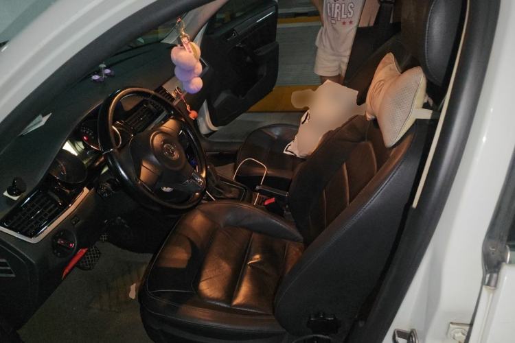 Used Volkswagen Bora 2013 1.6L Automatic Comfort Model Left Front Seat
