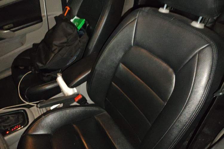 Used Volkswagen Bora 2013 1.6L Automatic Fashion Model Left Front Seat