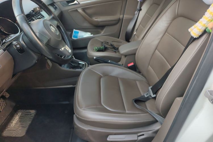Used Volkswagen Bora 2013 1.6L Automatic Comfort Model Left Front Seat