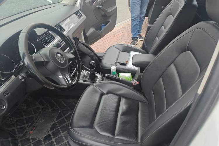Used Volkswagen Bora 2013 1.4T Manual Comfort Model Left Front Seat