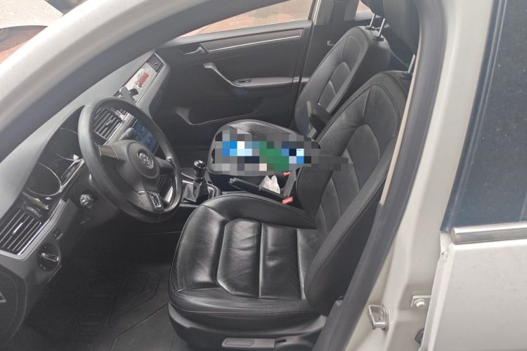 Used Volkswagen Bora 2013 1.6L Manual Comfort Model Left Front Seat