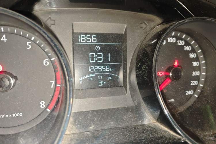 Used Volkswagen Bora 2013 1.6L Manual Comfort Model Odometer Close Up