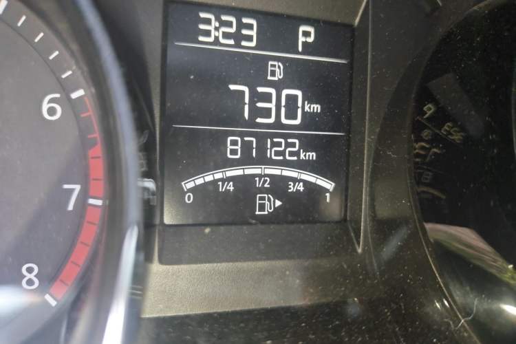 Used Volkswagen Bora 2013 1.6L Automatic Comfort Model Odometer Close Up