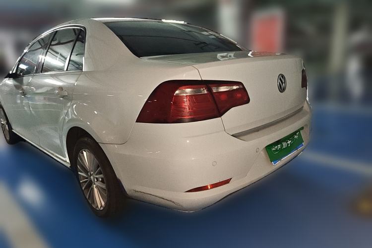 Used Volkswagen Bora 2013 1.6L Automatic Luxury Model Rear Left 45 Deg