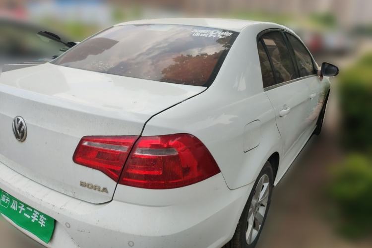 Used Volkswagen Bora 2013 1.6L Manual Comfort Model Rear Right 45 Deg