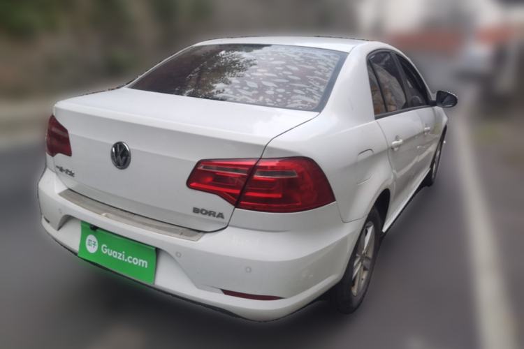Used Volkswagen Bora 2013 1.6L Manual Fashion Edition Rear Right 45 Deg