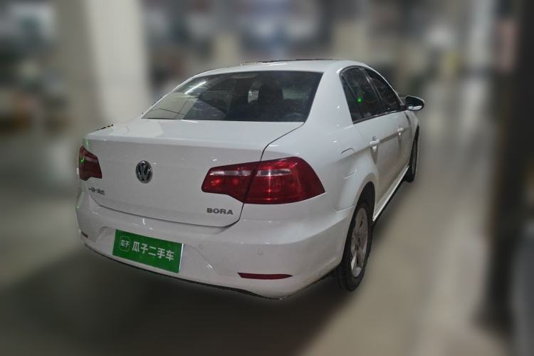 Used Volkswagen Bora 2013 1.6L Automatic Comfort Model Rear Right 45 Deg