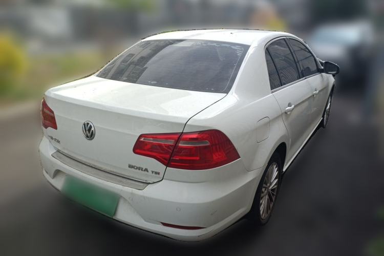Used Volkswagen Bora 2013 1.4T Automatic Luxury Model Rear Right 45 Deg