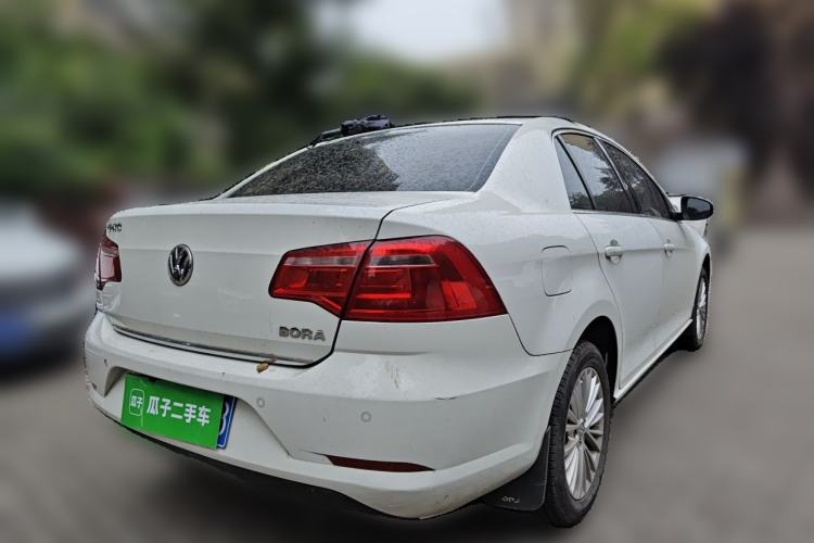 Used Volkswagen Bora 2013 1.6L Automatic Luxury Model Rear Right 45 Deg