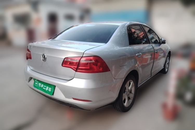 Used Volkswagen Bora 2013 1.6L Manual Comfort Model Rear Right 45 Deg