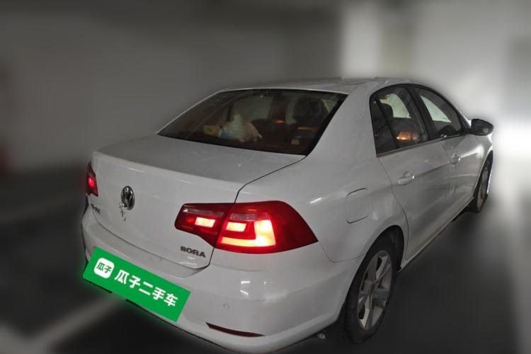 Used Volkswagen Bora 2013 1.6L Automatic Comfort Model Rear Right 45 Deg