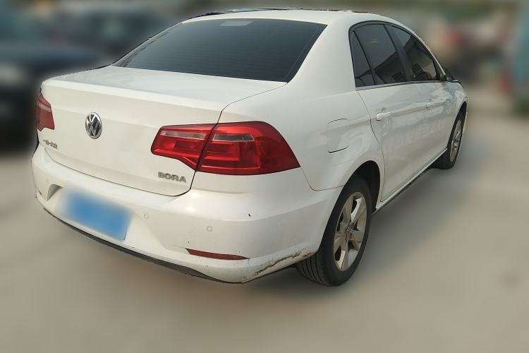Used Volkswagen Bora 2013 1.6L Automatic Comfort Model Rear Right 45 Deg