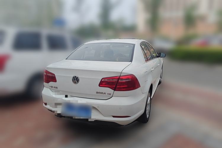 Used Volkswagen Bora 2013 1.4T Manual Comfort Model Rear Right 45 Deg