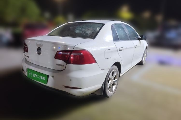 Used Volkswagen Bora 2013 1.6L Manual Comfort Model Rear Right 45 Deg