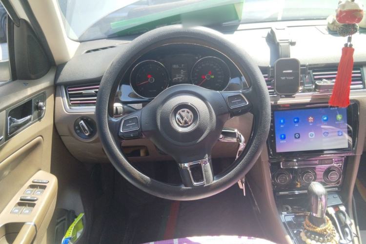 Used Volkswagen Bora 2013 1.4T Automatic Luxury Model Steering Wheel